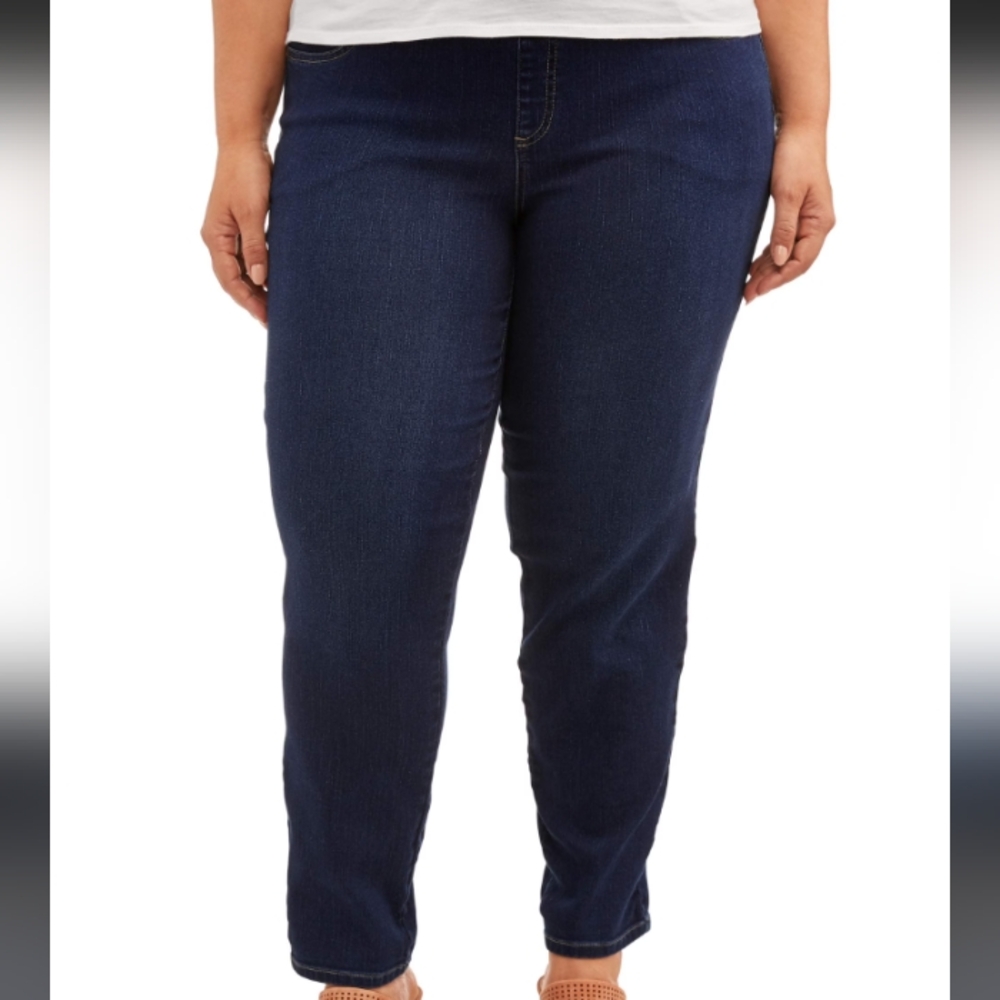 Terra & Sky Women's Straight Leg Jeans in Deep Blue